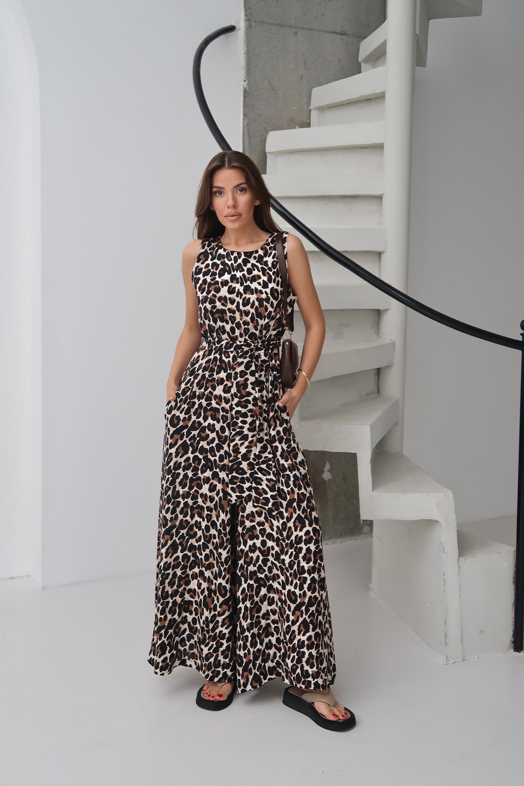 PWG2703251506 - Kadın Deta Kuşaklı Cepli Ayrobin Kumaş Tulum - Leopar