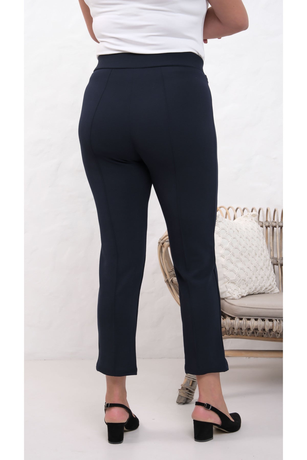 PWG909241317 - Likralı Lacivert Büyük Beden Dar Paça Pantolon, 4 Mevsim, Vücudu Toplayan Pantolon