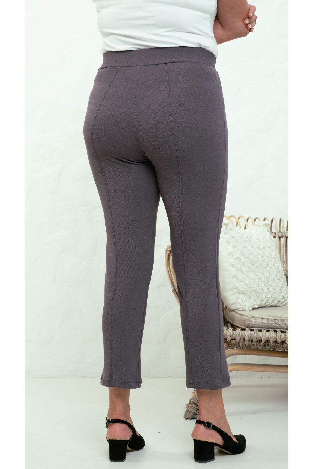 PWG909241317 - Likralı Büyük Beden Dar Paça Pantolon, 4 Mevsim, Vücudu Toplayan Pantolon - Füme