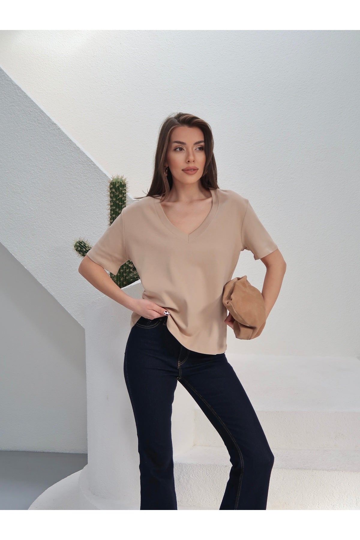 PWGY285 - Kadın Massi İnterlok Kumaş V Yaka Oversize T-Shirt - Bej