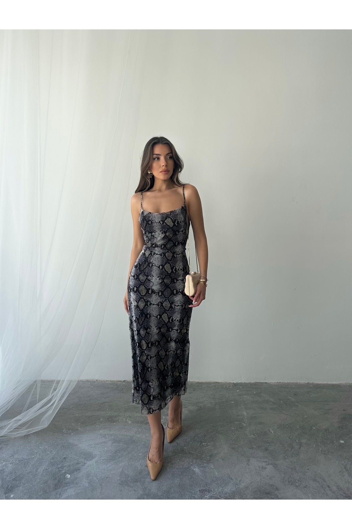 PWG0904251736 - Kadın Megan Degaje Yaka Ayarlanabilir Askılı Astarlı Elbise - Yılan