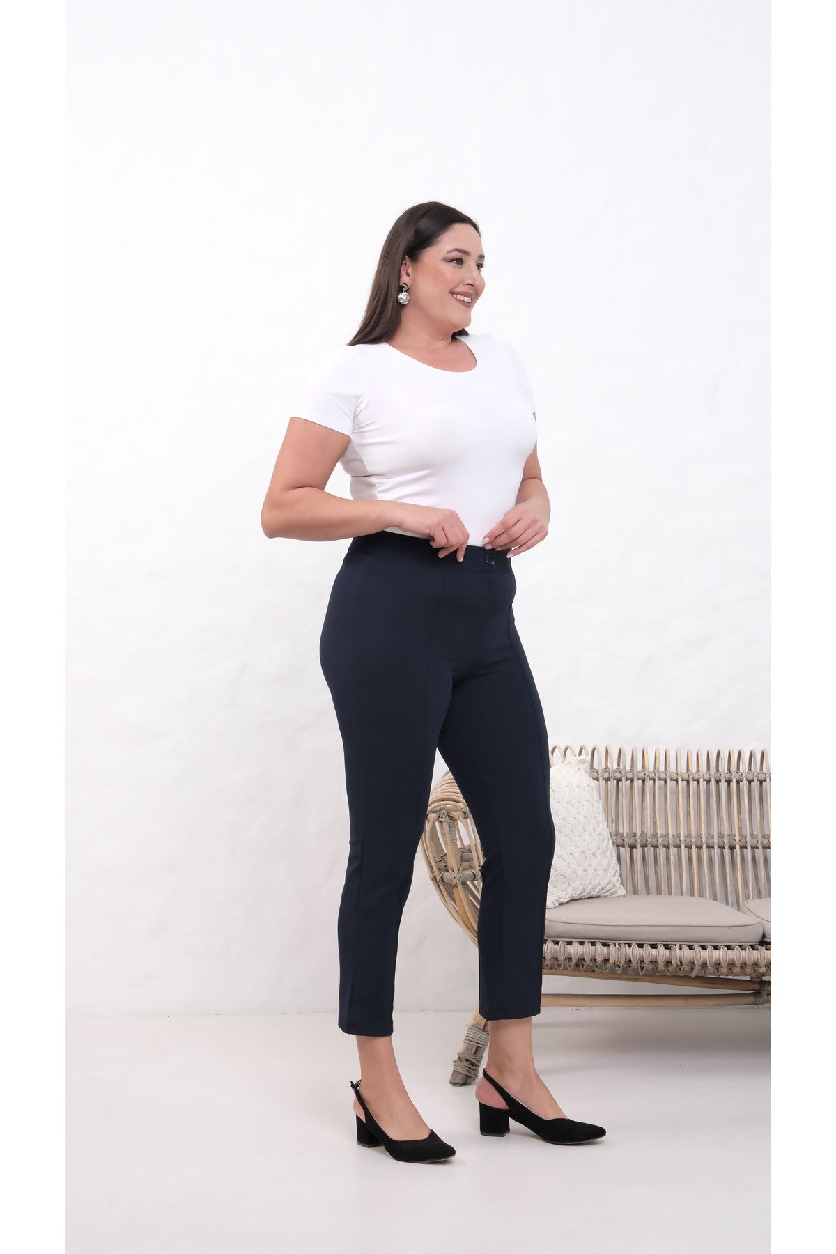 PWG909241317 - Likralı Lacivert Büyük Beden Dar Paça Pantolon, 4 Mevsim, Vücudu Toplayan Pantolon