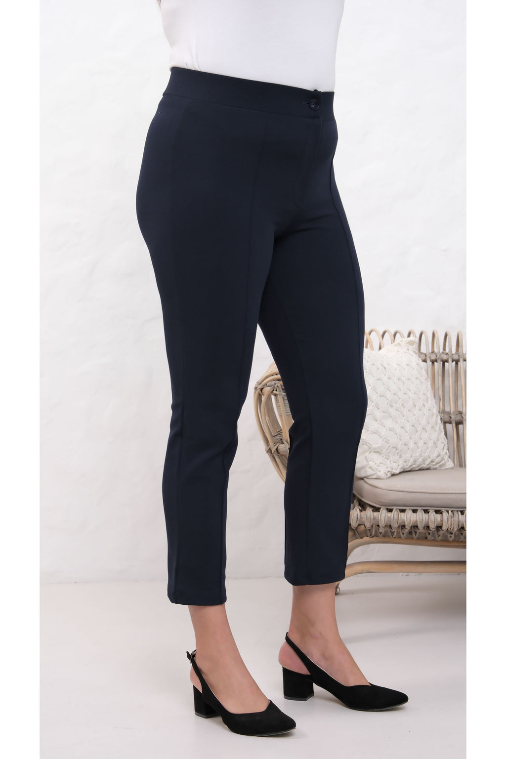 PWG909241317 - Likralı Lacivert Büyük Beden Dar Paça Pantolon, 4 Mevsim, Vücudu Toplayan Pantolon