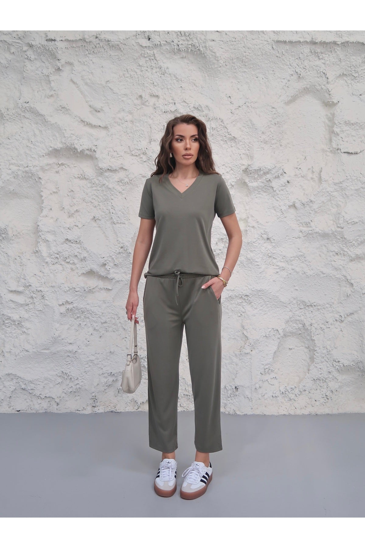 PWGY268 - Kadın Avessa Modal Pike Kumaş V Yaka T-Shirt Pantolon Takım - Haki