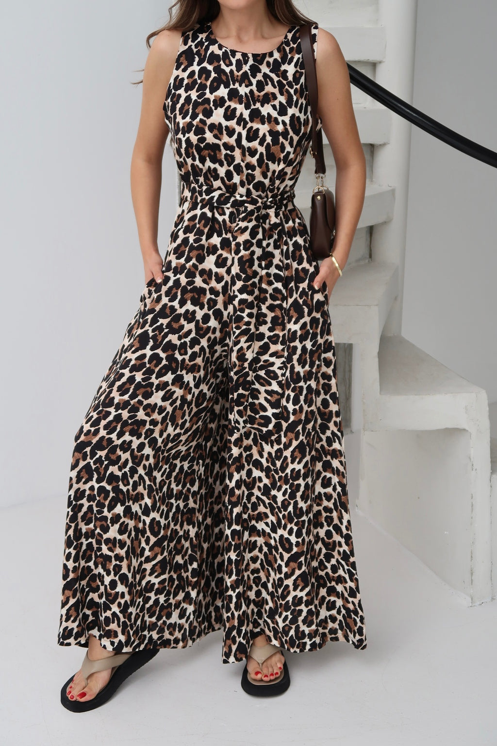 PWG2703251506 - Kadın Deta Kuşaklı Cepli Ayrobin Kumaş Tulum - Leopar