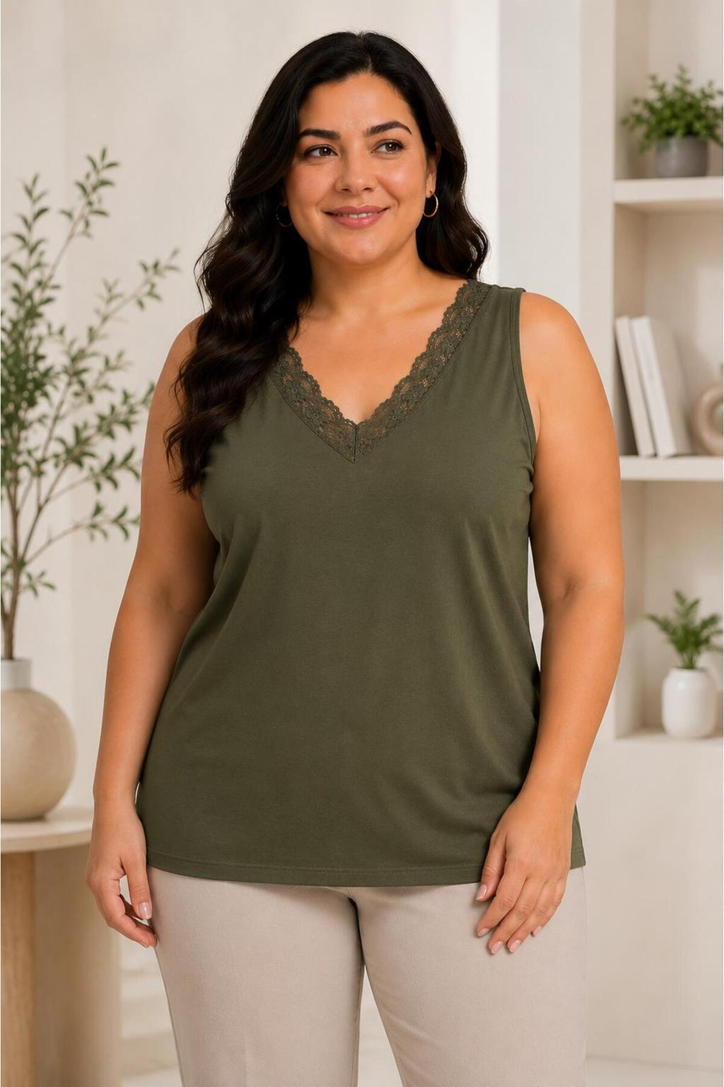 PWGDAD100 - Kadın Büyük Beden Günlük Bluz - V Yaka Dantel Detaylı Atlet - Haki