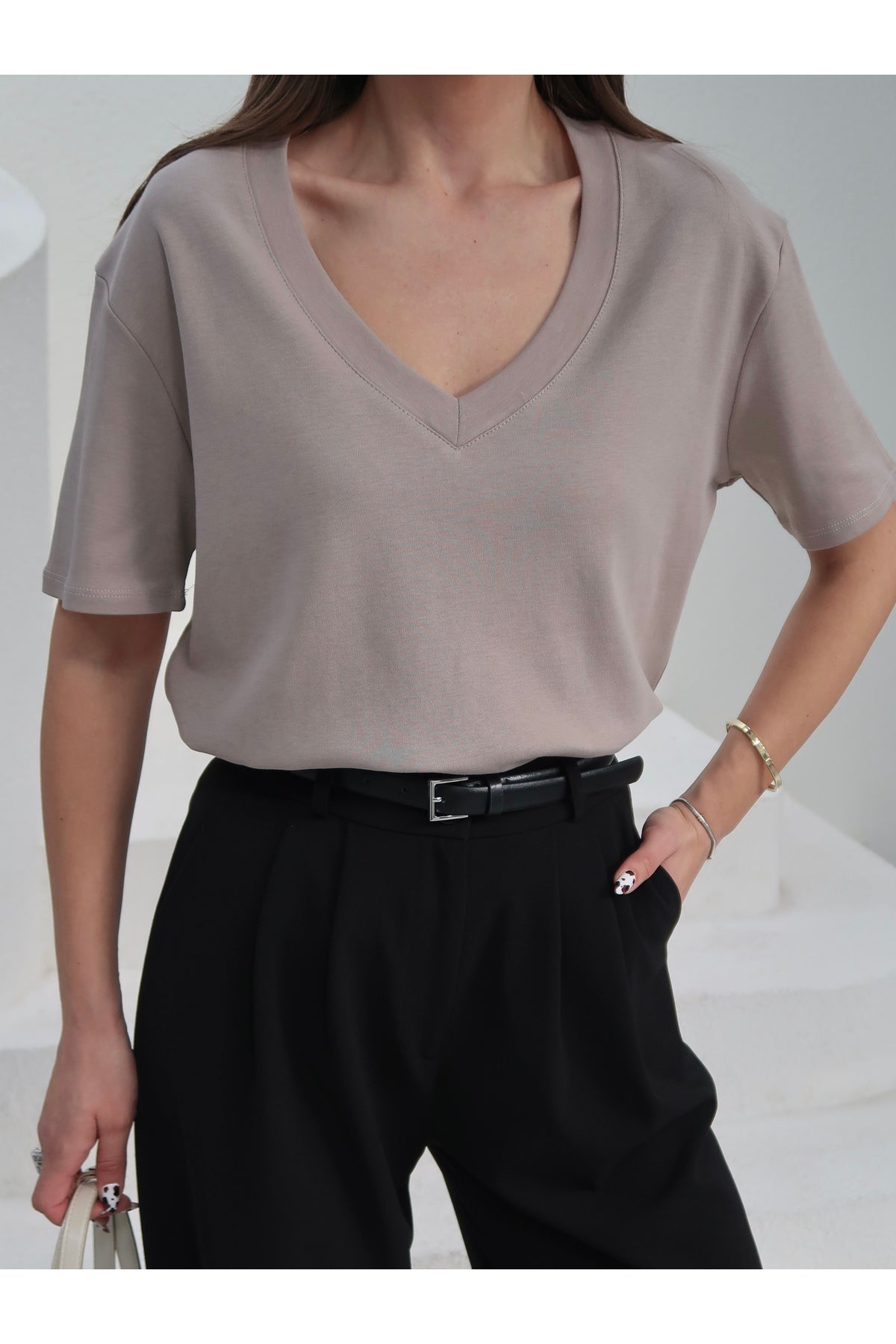 PWGY285 - Kadın Massi İnterlok Kumaş V Yaka Oversize T-Shirt - Vizon