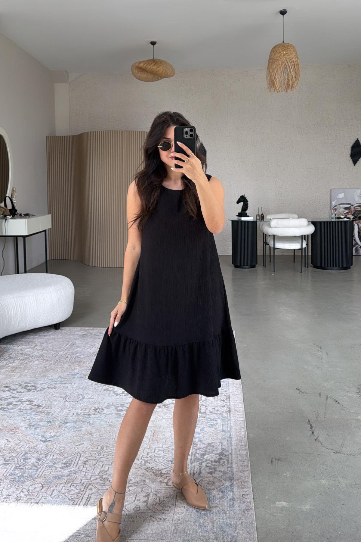 PWG2307251718 - Kadın Sabrina Eteği Fırfırlı Kolsuz Elbise - Siyah