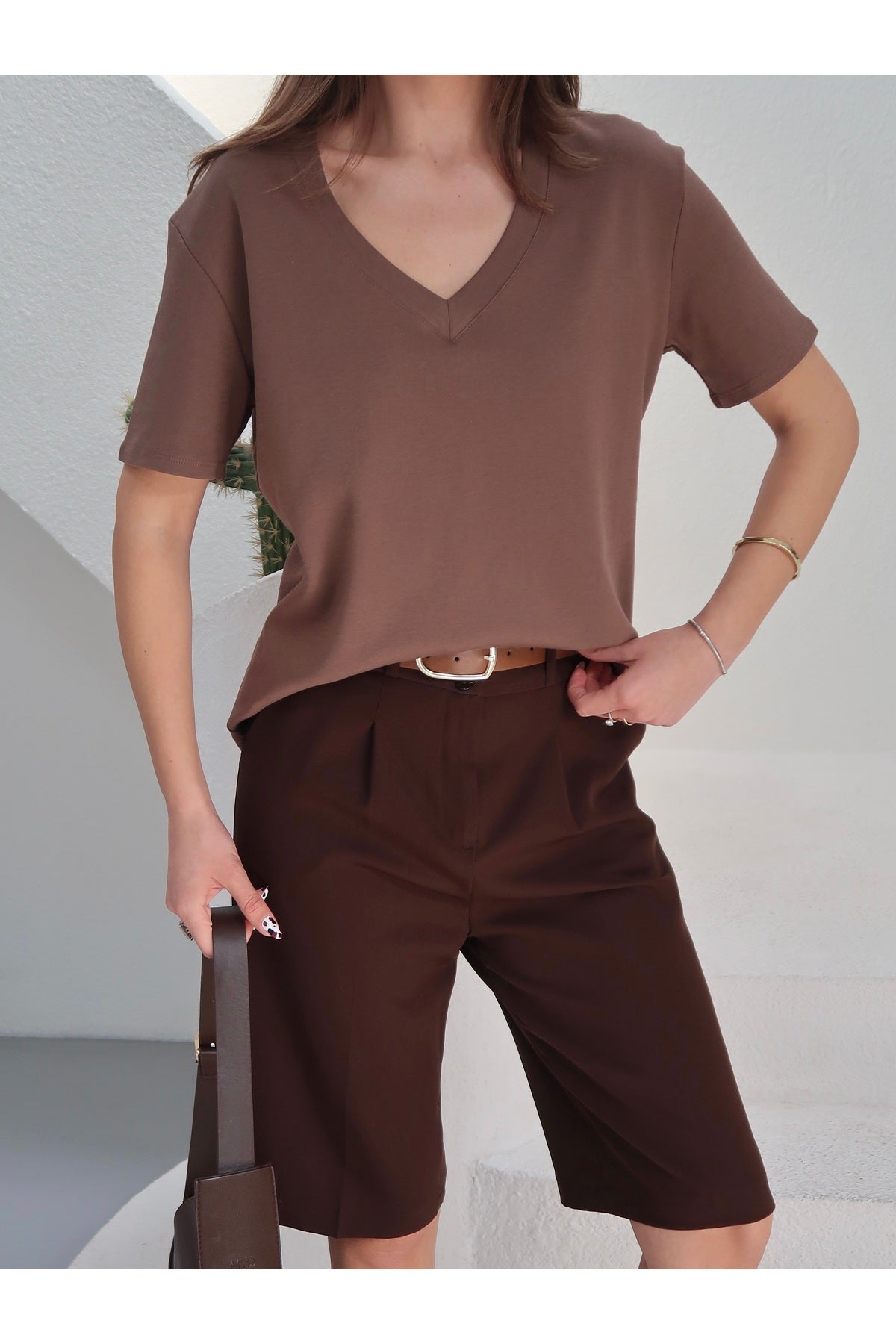 PWGY285 - Kadın Massi İnterlok Kumaş V Yaka Oversize T-Shirt - Kahverengi