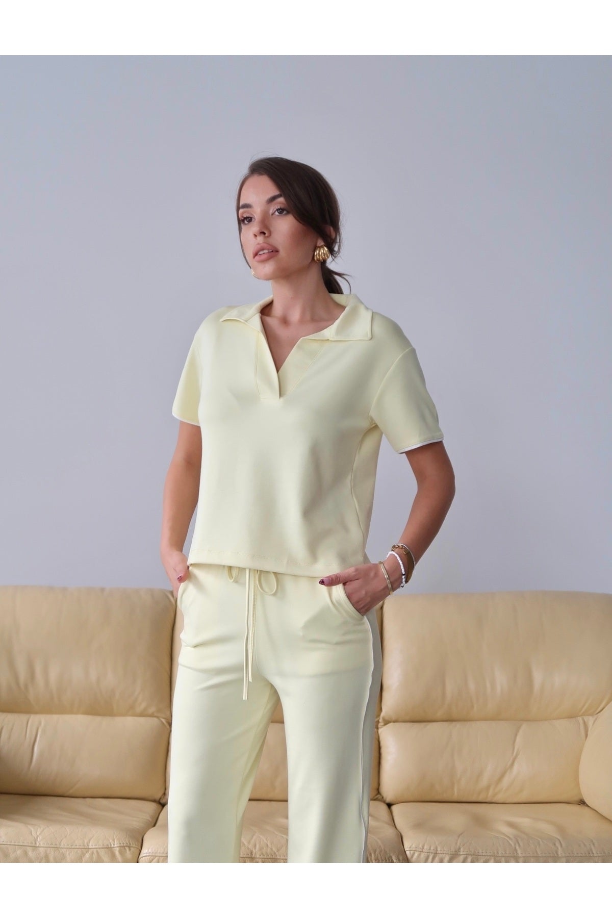 PWG1308251357 - Kadın Maribel Pamuklu Modal Kumaş Polo Yaka Bluz-Pantolon İkili Alt-Üst Takım, 4 Mevsim Günlük Takım - Sarı
