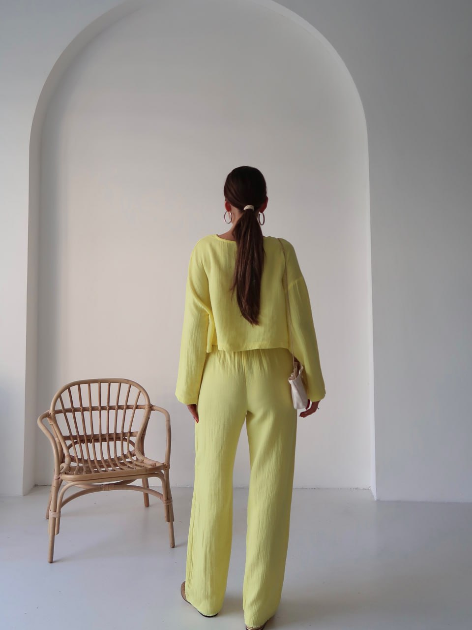 Y216 - Kadın Trend Müslin Kumaş Uzun Kol Crop Pantolon Takım - Sarı