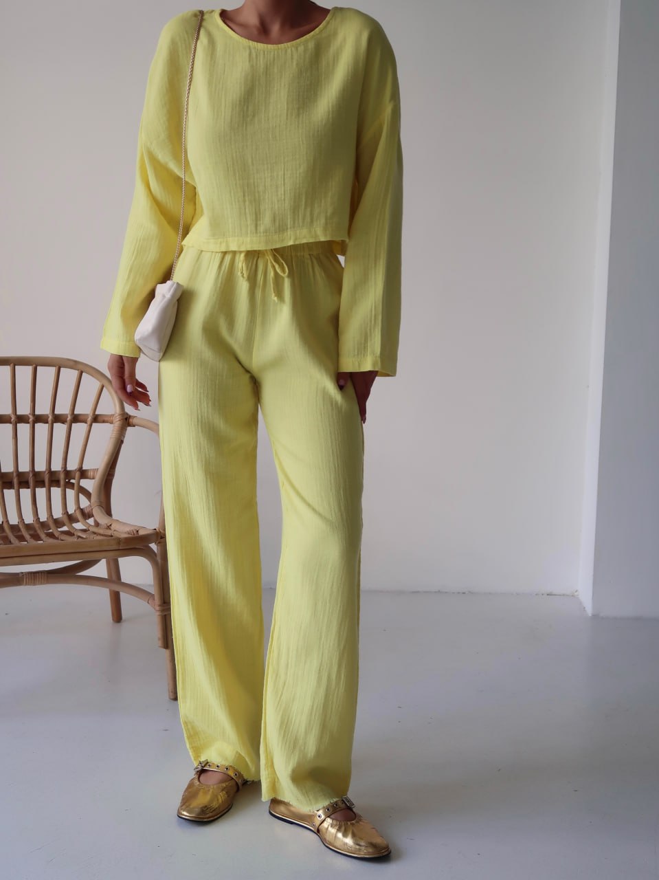 Y216 - Kadın Trend Müslin Kumaş Uzun Kol Crop Pantolon Takım - Sarı