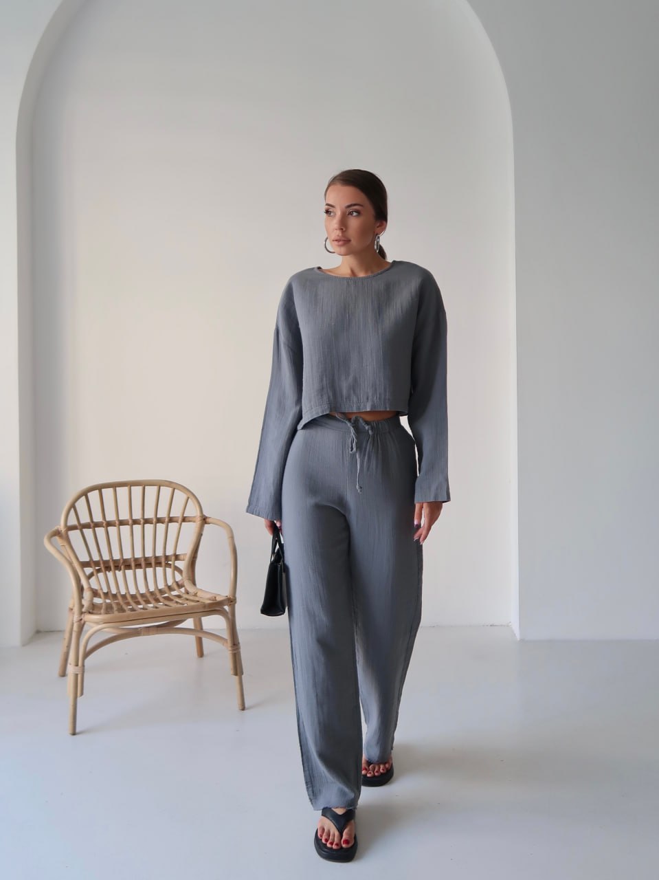 Y216 - Kadın Trend Müslin Kumaş Uzun Kol Crop Pantolon Takım - Füme