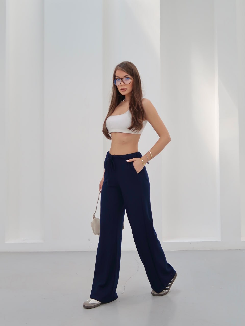 Y243 - Kadın Amy Modal Kumaş Arka Çift Cepli Bol Paça Pantolon - Lacivert