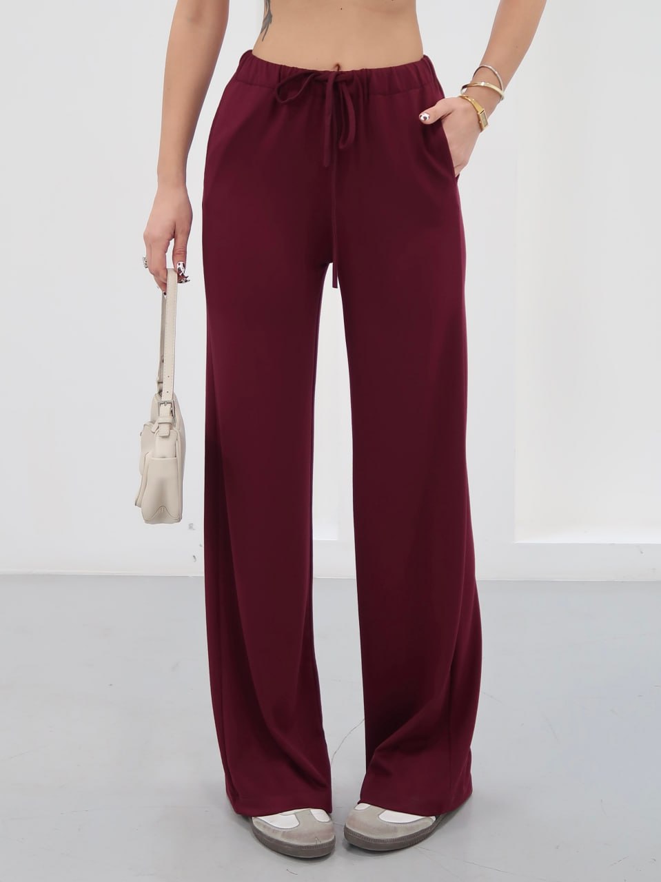 Y243 - Kadın Amy Modal Kumaş Arka Çift Cepli Bol Paça Pantolon - Bordo